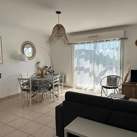 T2 Climatise A Plage, A 2 Min De La Mer, Avec Balcon Et Parking Inclus - Fr-1-319-392 דירה *